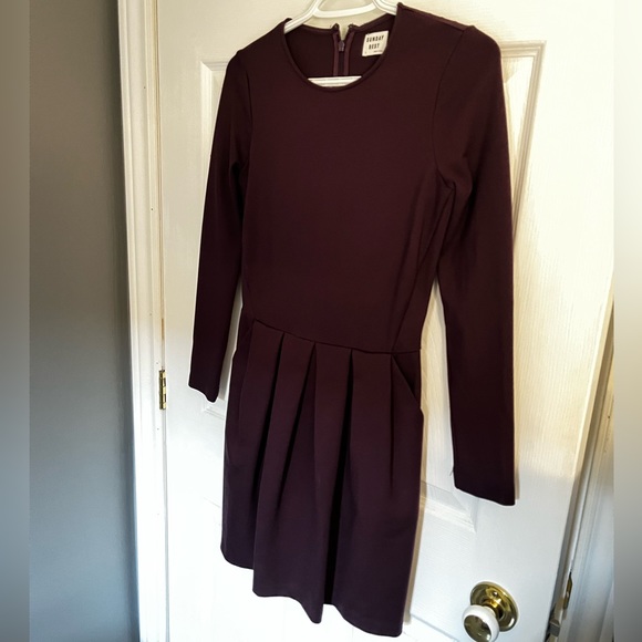 Aritzia Sunday Best Long Sleeve Dress - Picture 2 of 9
